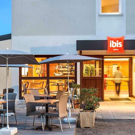 Ibis Auch Hotel Екстериор снимка
