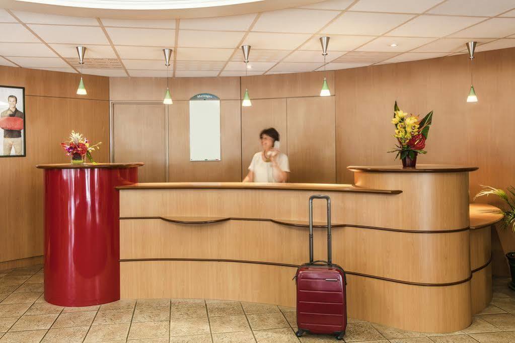 Ibis Auch Hotel Екстериор снимка